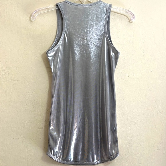 Tank top - Picture 2 of 4